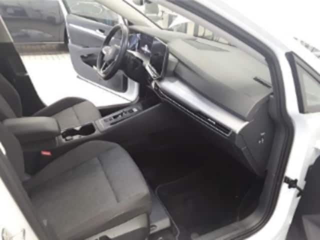 Volkswagen Golf 1.5 eTSI DSG Life