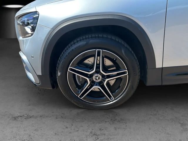 Mercedes-Benz GLB 220 4MATIC AMG Line