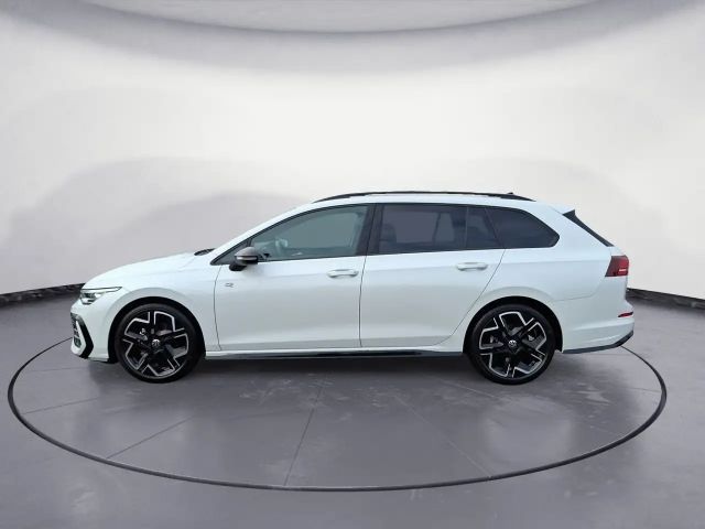 Volkswagen Golf 1.5 TSI R-Line Variant