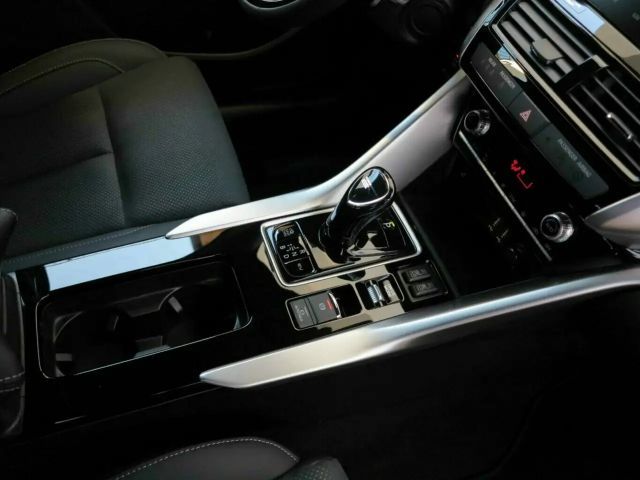 Mitsubishi Eclipse Cross Select,