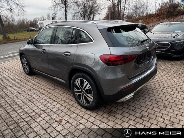 Mercedes-Benz GLA 180 Progressive