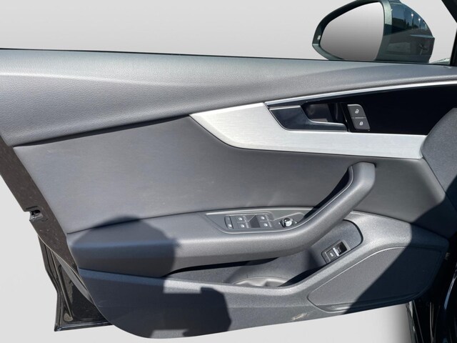 Audi A4 35 TFSI Avant S-Tronic