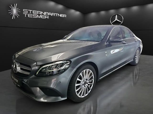 Mercedes-Benz C 200 AVANTGARDE Sedan