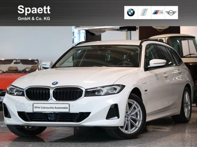 BMW 320 320e Touring xDrive