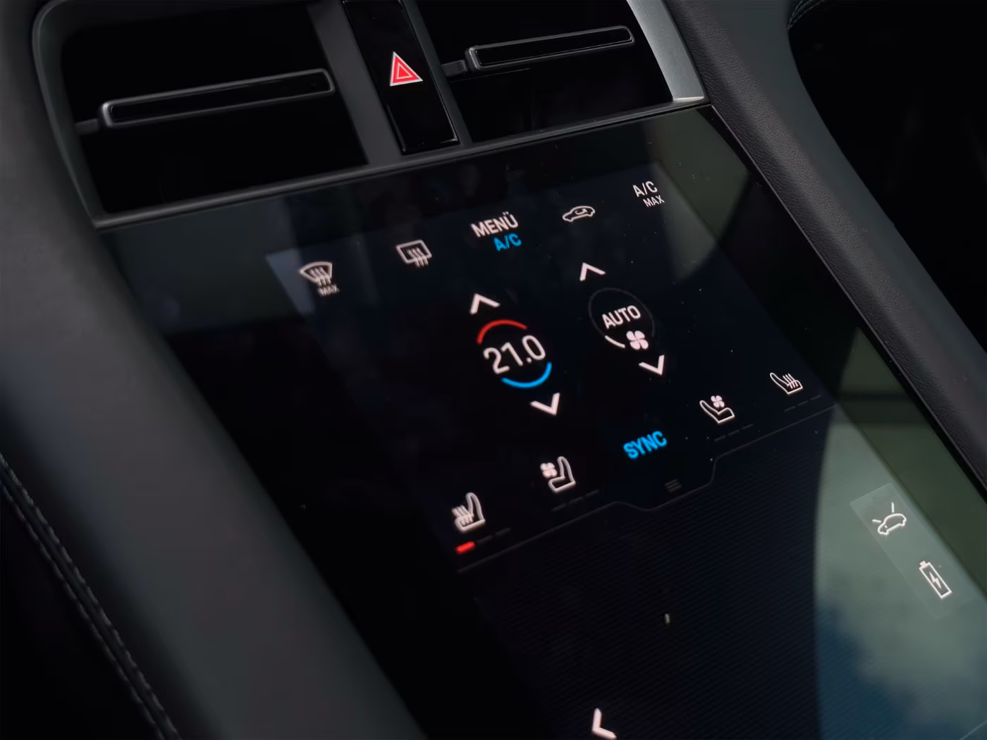 Porsche Taycan 4S Cross Turismo