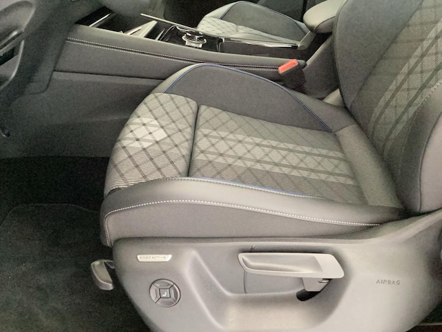 Volkswagen Tayron 2.0 TDI DSG R-Line