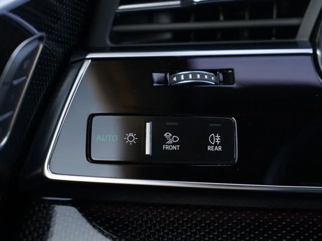 Audi SQ8 TFSI COMP. PLUS B&O ADV. PANO 23" STD.HZG