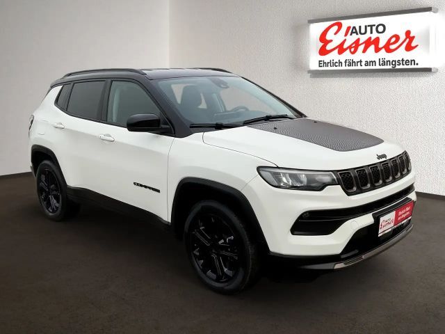 Jeep Compass 1.3 PHEV UPLAND AT