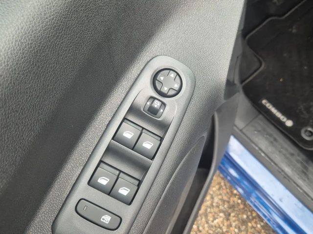 Opel Combo Elegance Life