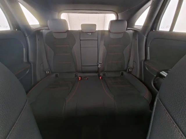 Mercedes-Benz EQA 350 4MATIC AMG Line