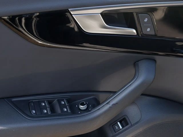 Audi A4 40 TFSI Quattro S-Line