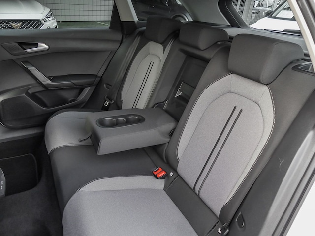 Seat Leon 1.5 eTSI DSG Sportstourer Style