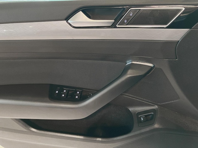 Volkswagen Passat 2.0 TDI Business DSG Variant