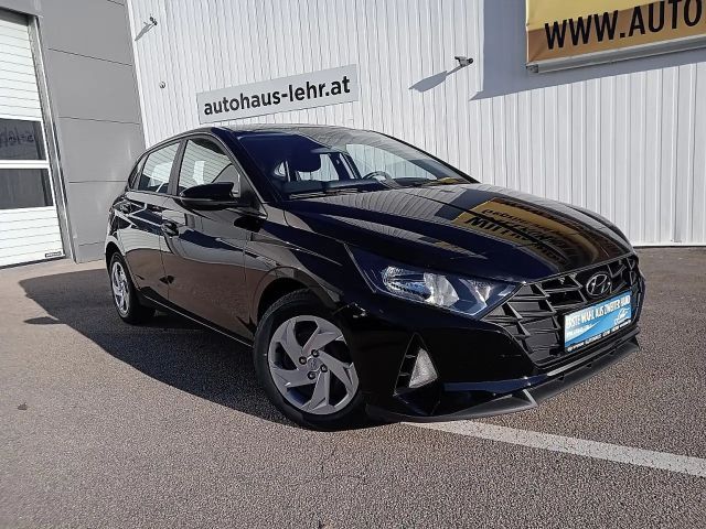 Hyundai i20 1,2 MPI Essential Komfort // monatlich ab € 158...