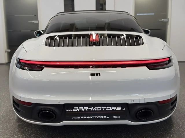 Porsche 911 4 Cabrio Targa