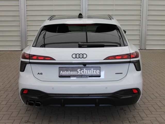 Audi A6 Avant Quattro S-Tronic