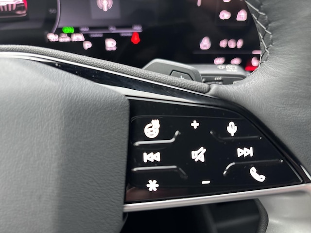 Audi Q6 e-tron Suv e-tron Audi Q6 SUV e-tron