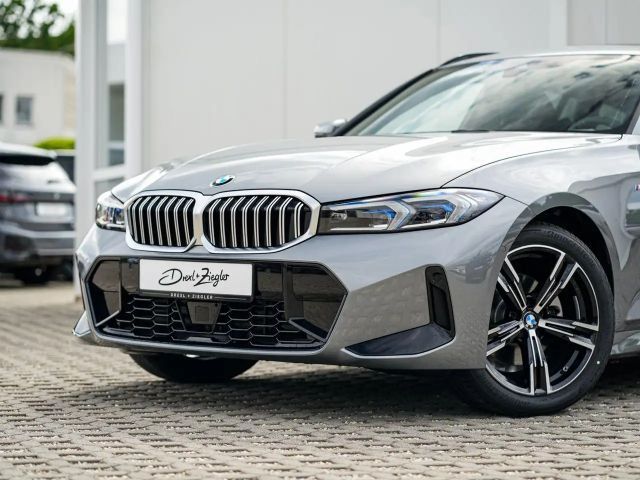 BMW 320 320d M-Sport Touring xDrive