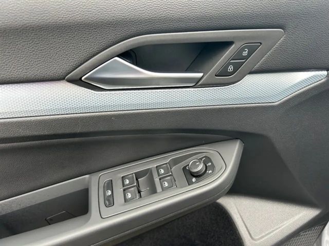 Volkswagen Golf 1.5 eTSI DSG Golf VIII