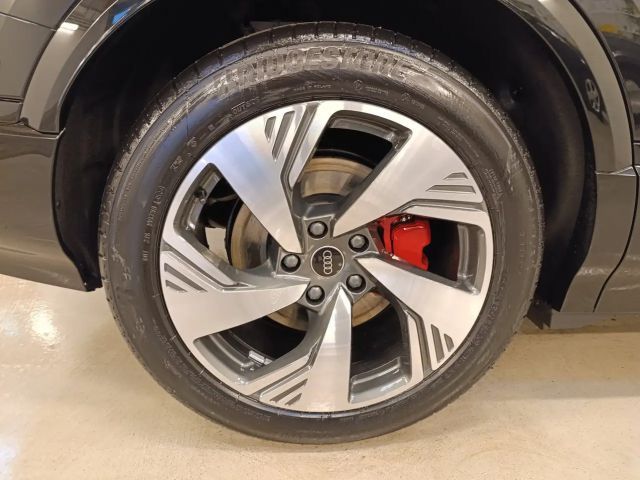 Audi Q6 e-tron Quattro