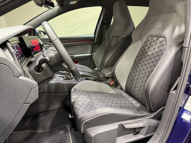 Volkswagen Golf 1.5 TSI R-Line Variant