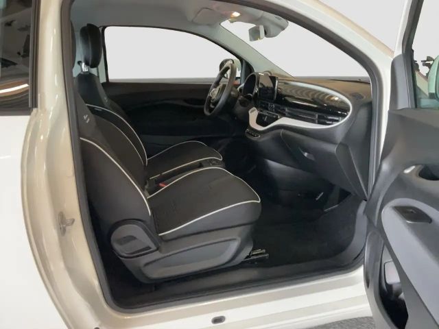 Fiat 500e + Radio- & Winterpaket