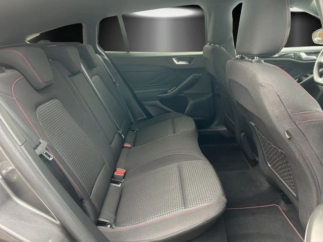 Ford Focus ST Line