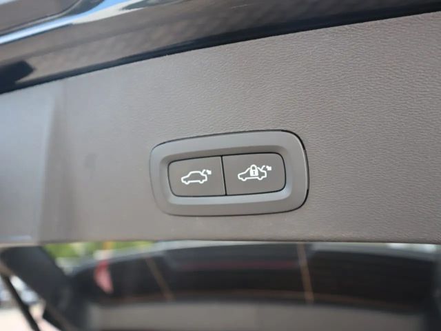 Volvo XC40 Plus Recharge