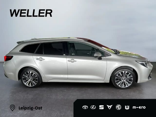 Toyota Corolla Hybride Team D