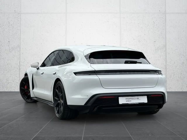 Porsche Taycan GTS Sport Turismo