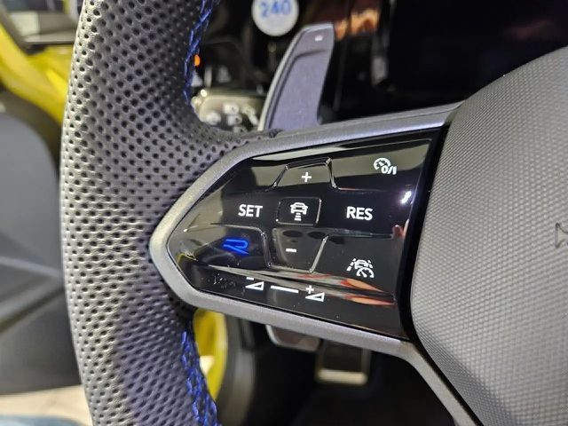 Volkswagen Golf 2.0 TSI DSG