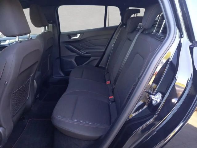 Ford Focus EcoBoost ST Line Wagon