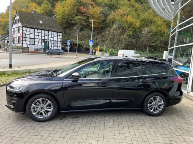 Ford Focus Titanium Wagon