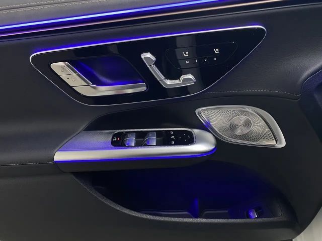 Mercedes-Benz EQE 300 Sedan