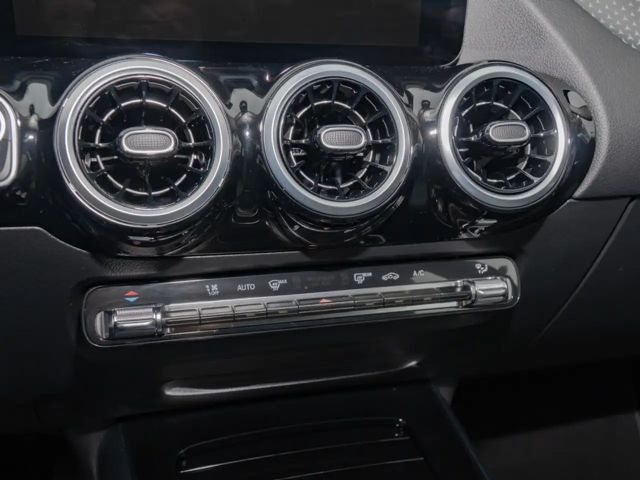 Mercedes-Benz B 180 Progressive