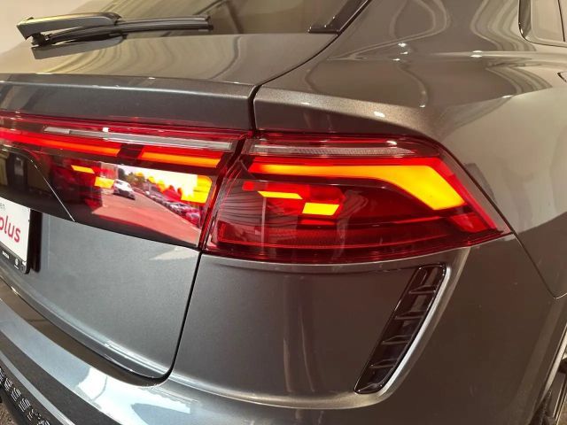 Audi RS Q8 Performance