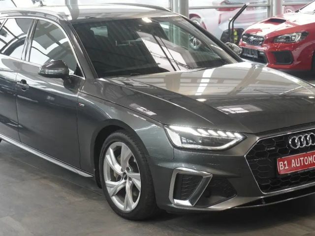 Audi A4 40 TFSI Avant Quattro S-Line