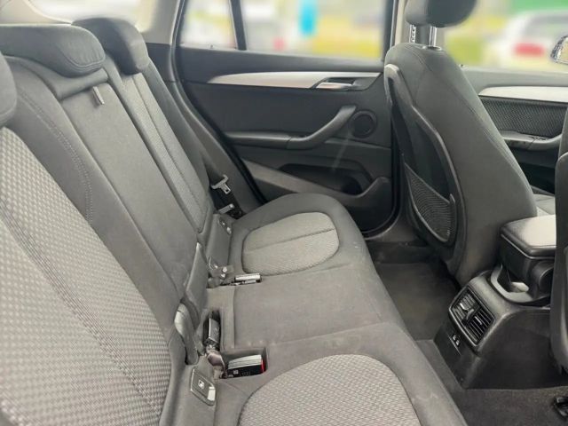 BMW X1 20dxA +NAVI+ACC+LED+APPLE+SHZ+DAB+MFL+BT+AHK+