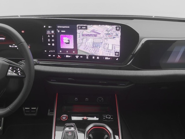 Audi A6 Avant Quattro S-Tronic