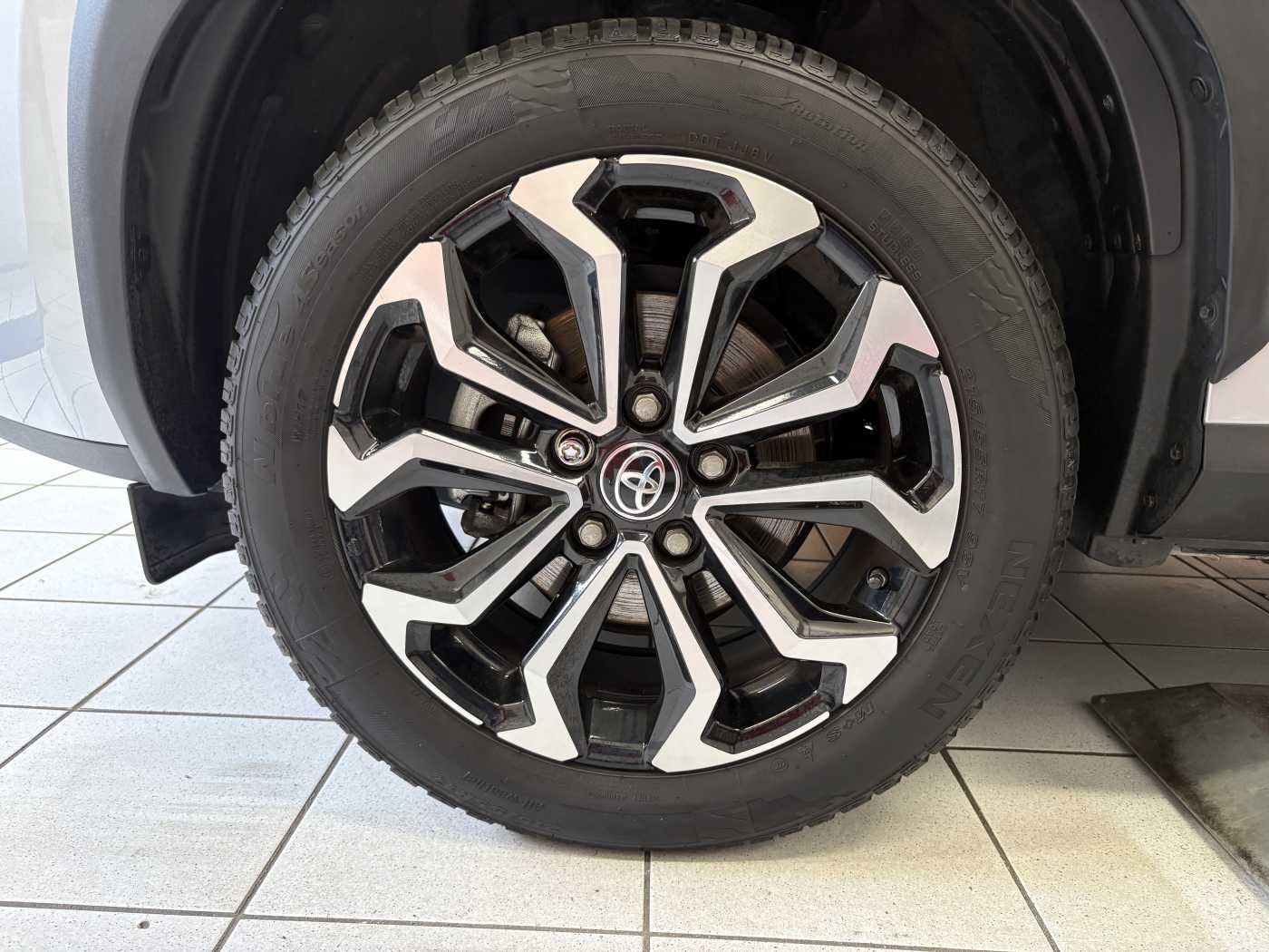 Toyota Yaris Cross 5-deurs Team D