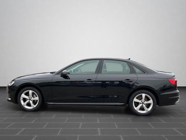 Audi A4 40 TFSI Quattro S-Tronic Sedan