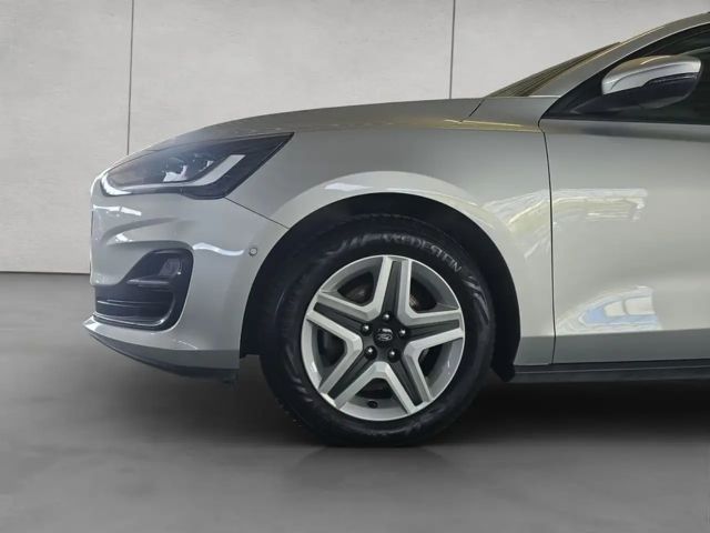 Ford Focus Cool & Connect EcoBoost Wagon