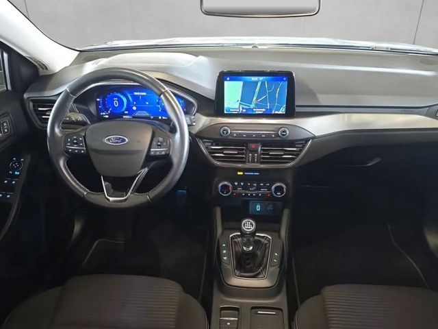 Ford Focus EcoBoost Titanium Wagon