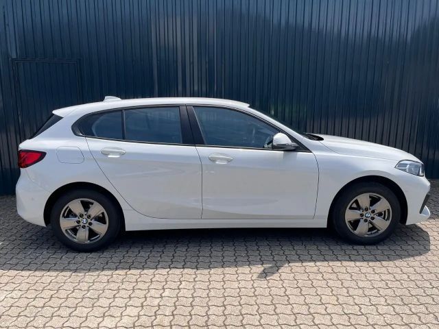 BMW 116 116i 5-deurs Sedan