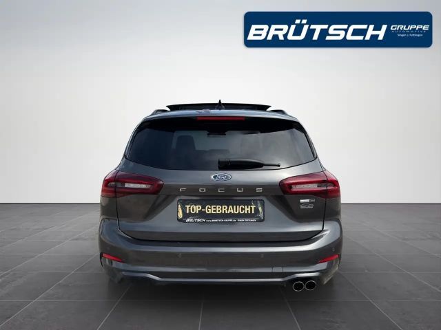 Ford Focus ST Line Wagon