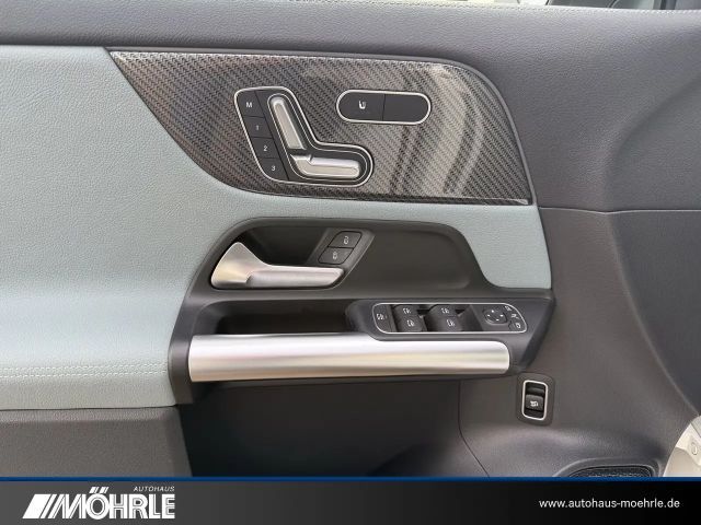 Mercedes-Benz GLA 180 AMG Line