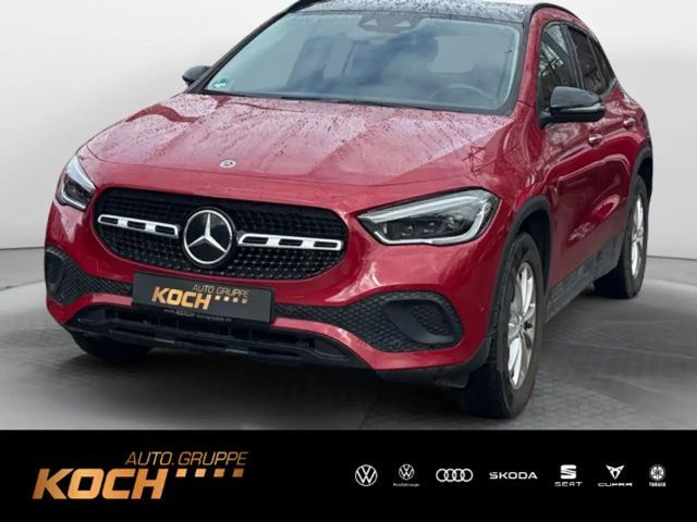 Mercedes-Benz GLA 250 4MATIC Progressive