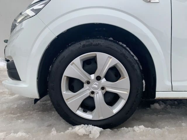 Dacia Sandero Essential