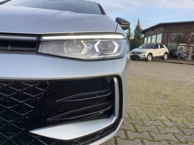 Volkswagen Passat R-Line Style