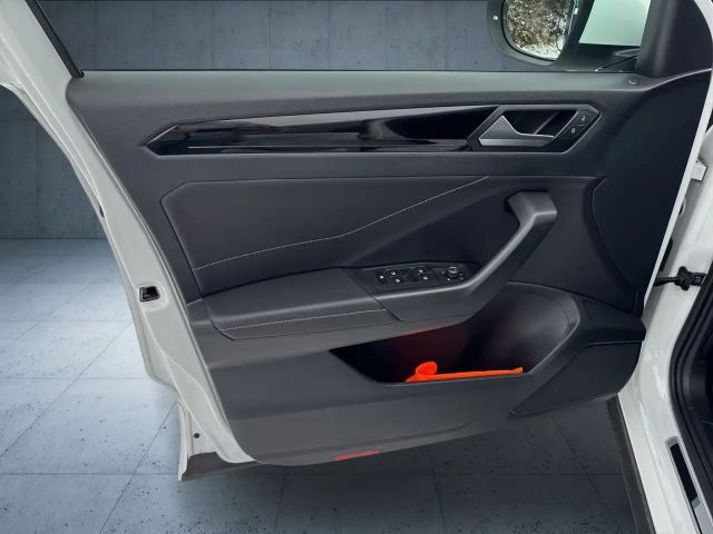 Volkswagen T-Roc 1.5 TSI R-Line